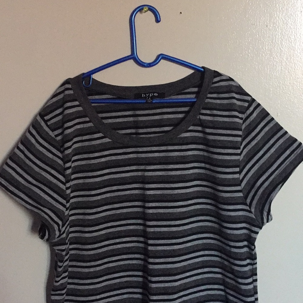 T-shirt - Picture 2 of 5